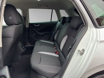 Skoda Kamiq Tour*CAM*4xPDC*SHZ*MATRIX*KESSY*