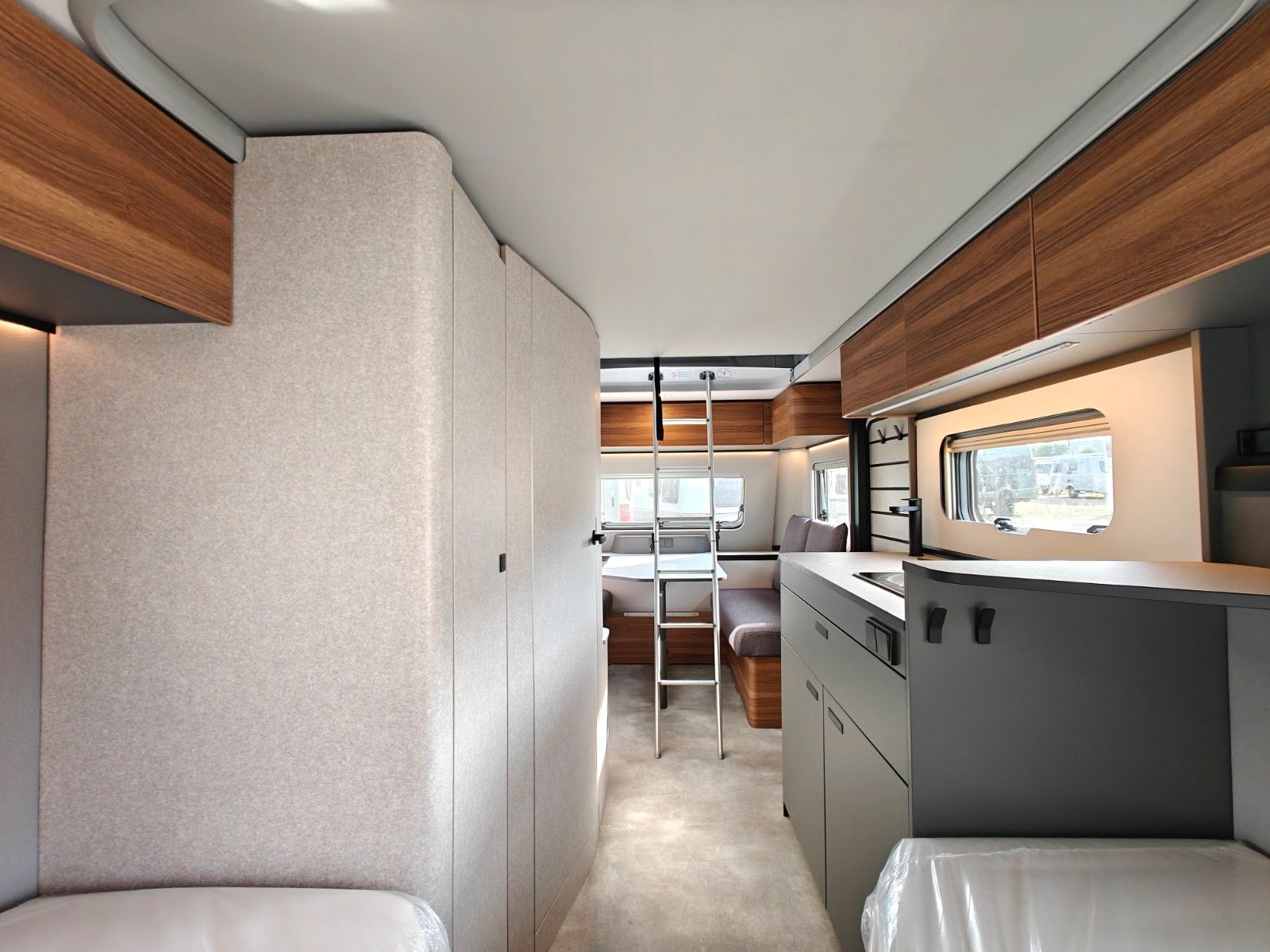 Fahrzeugabbildung HYMER / ERIBA / HYMERCAR Feeling 442 2026