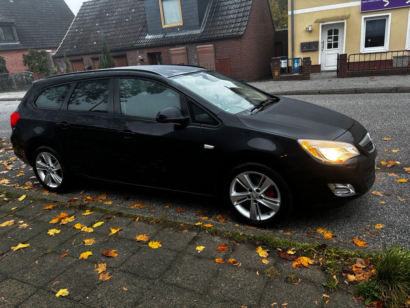 Opel Astra 2011 — engine 110 HP (81kW)