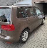 Volkswagen VW Touran 1.4 TSI DSG CUP Navi Xenon 7 Sitze - : Kleinbus, Privatanbieter