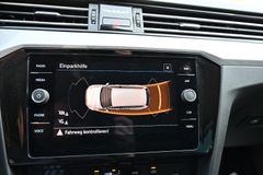 VW Passat Variant 2.0 TDI Business Navi AHK CarPlay VW Passat Variant 2.0 TDI Business Navi AHK CarPlay