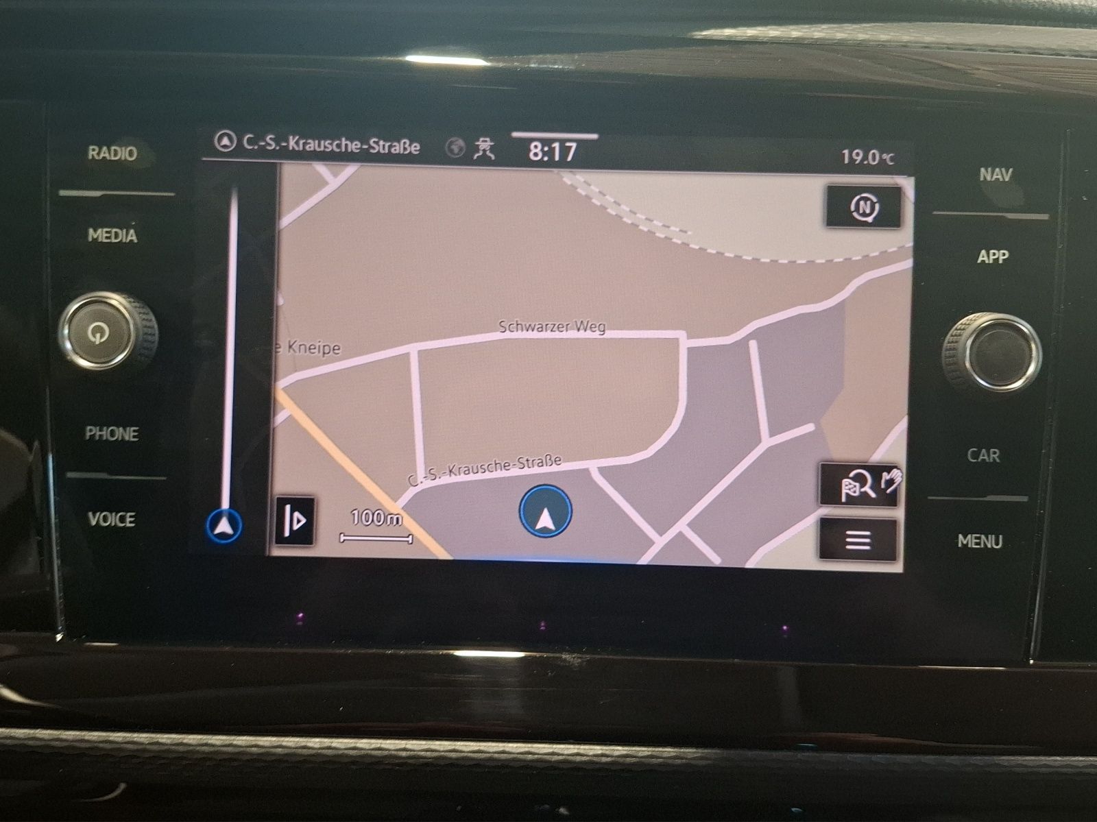 Fahrzeugabbildung Volkswagen T6 Multivan T6.1 TDI Generation-Six DSG LED AHK