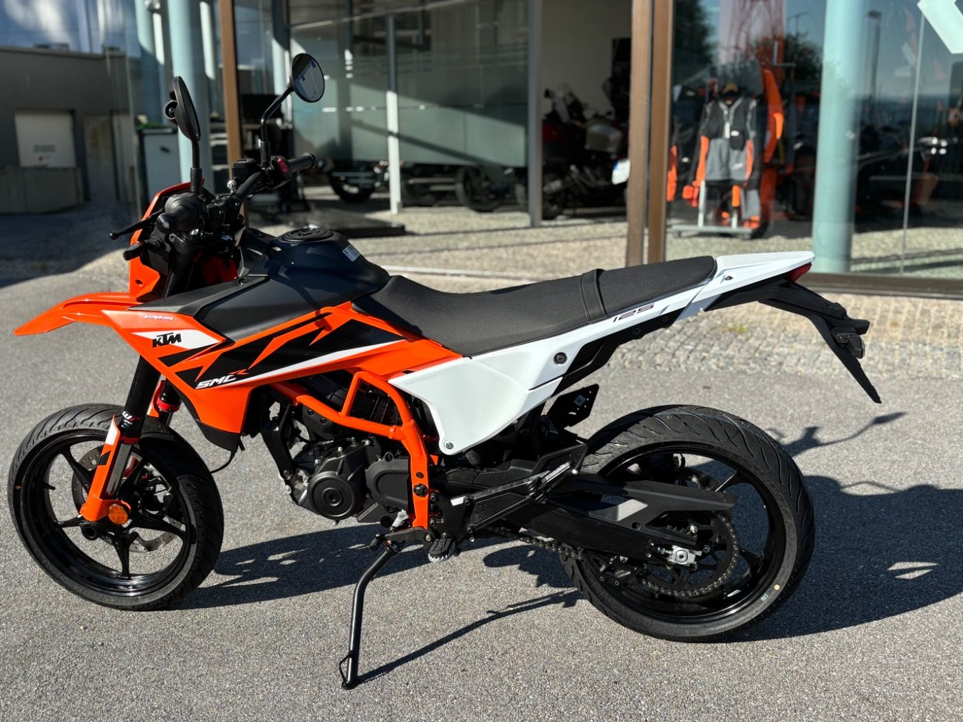 Fahrzeugabbildung KTM 125 SMC R 2025