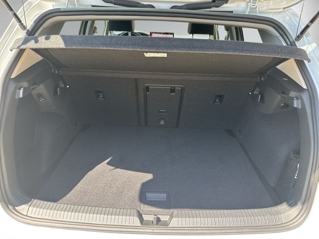 Golf VIII 2.0 TDI DSG GOAL AHK+RFK+HEAD-UP+NAVI+