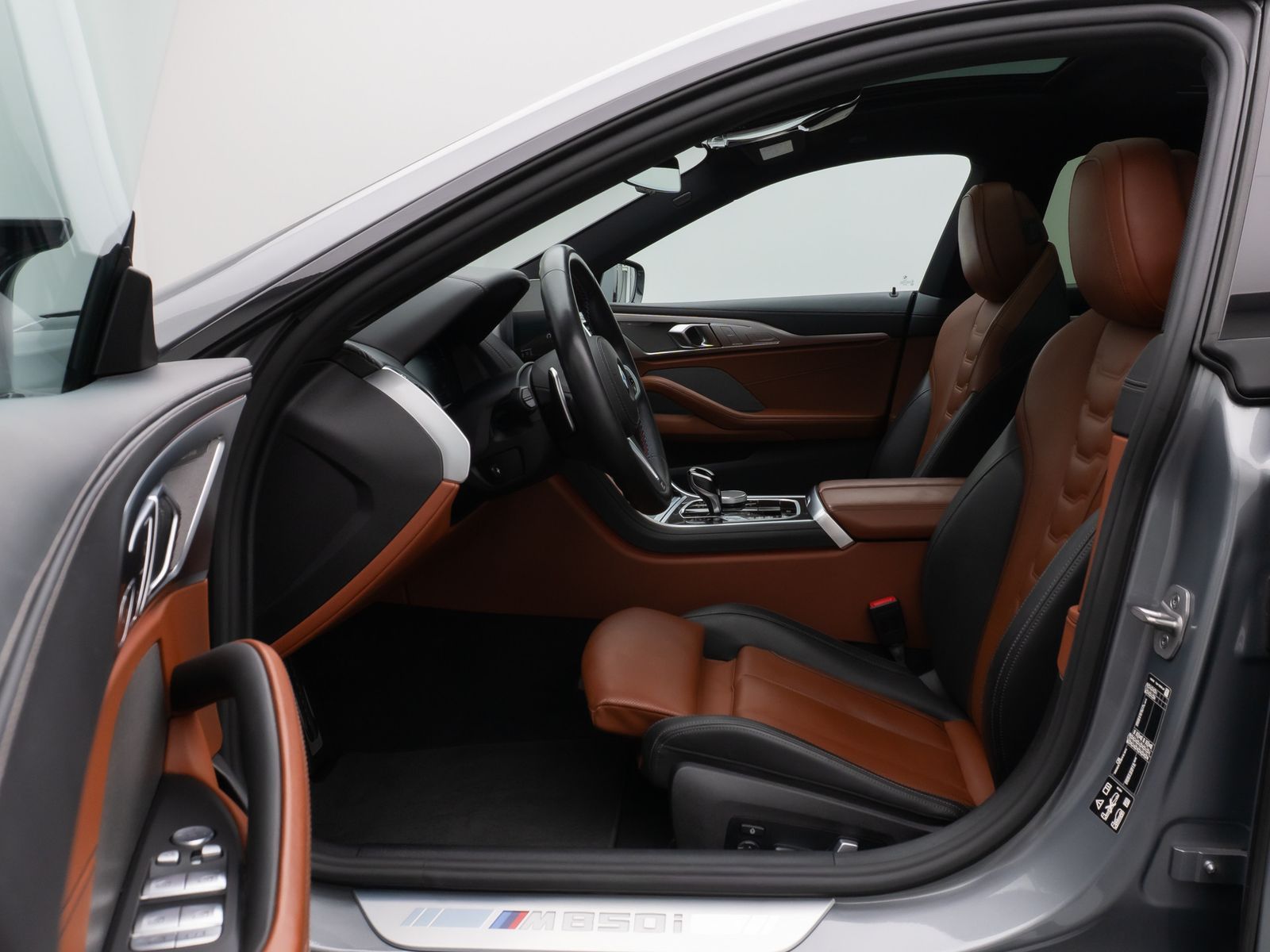 Fahrzeugabbildung BMW M850i xD Gran Coupé Panorama 360°HUD H/K SoftCL