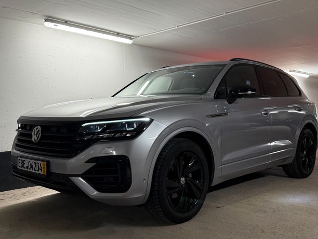 Volkswagen TOUAREG R-LINE LUFT BLACK STYLE MATRIX IQ-LIGHT