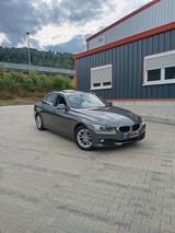 BMW Bmw 3er 320d f30 - BMW 320: E30
