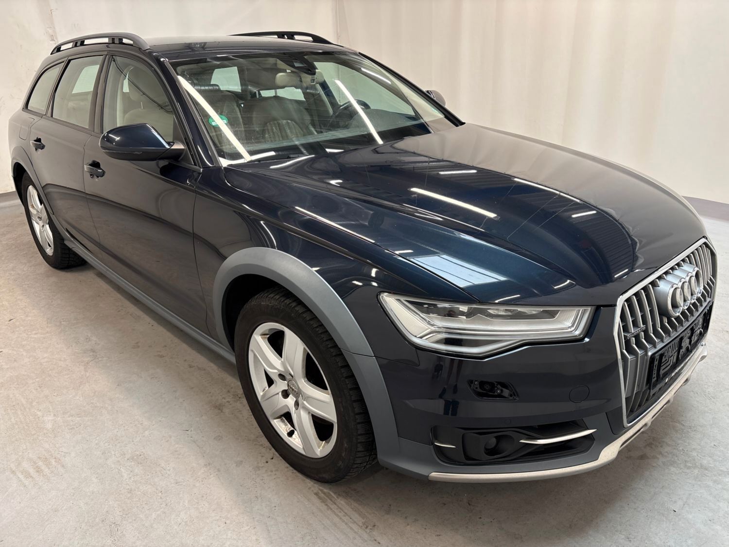 Audi A6 - 1