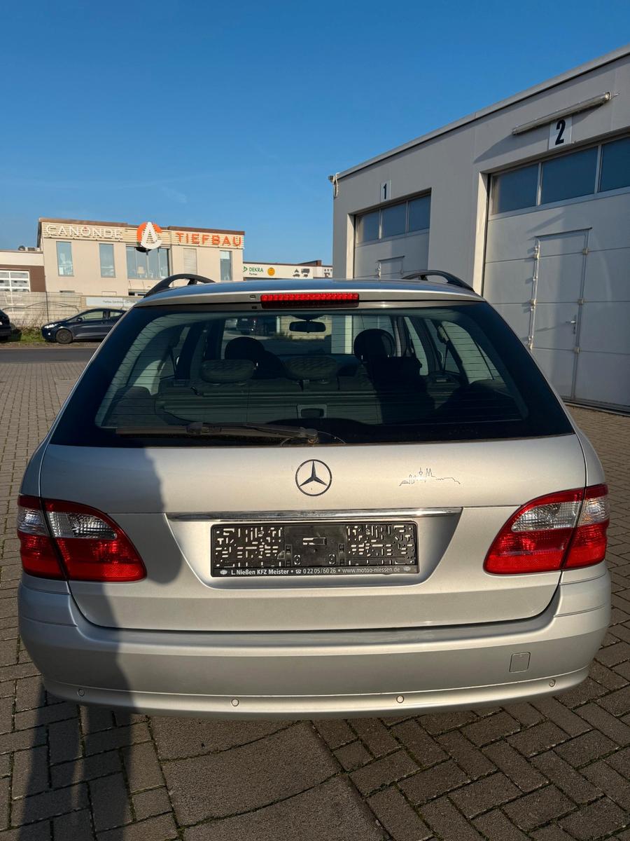 Mercedes-Benz E220 2005 — engine 2.148 cm³, 150 HP (110kW)