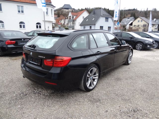 Fahrzeugabbildung BMW 320d xDrive/4x4/HUD/Pano/Leder/Navi/Kamera/Voll.