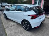 Hyundai i20 Intro Edition Mild-Hybrid - Hyundai i20: Weiß