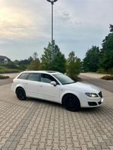 Seat Exeo ST - ZR WAPU SERVICE Wenig KM 2.... - Seat Exeo mit Diesel-Antrieb