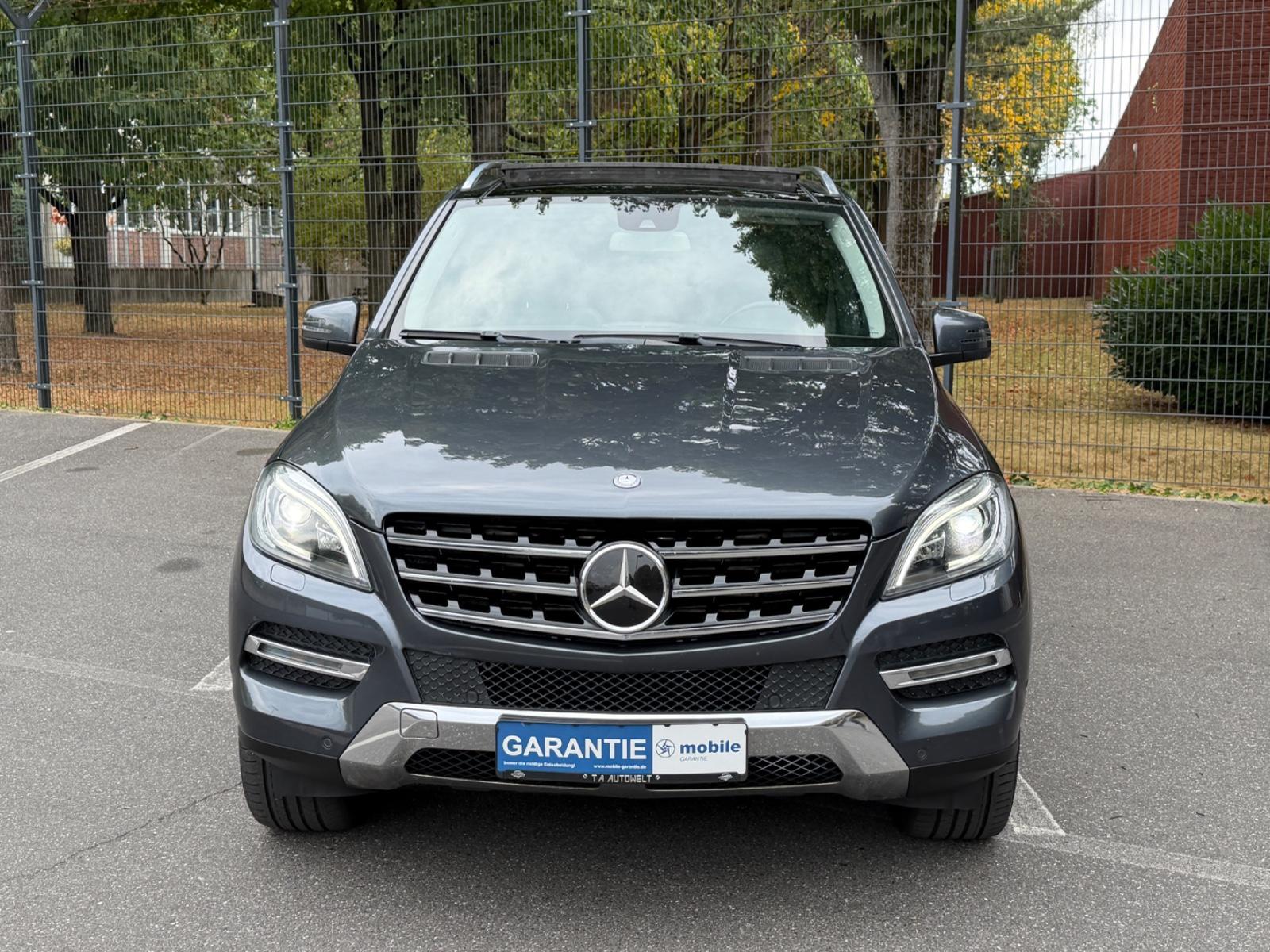 Mercedes-Benz ML 350 CDI BlueTec 4Matic*Panorama*20Zoll*Top*