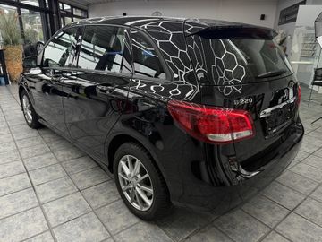 Mercedes B 220 - 7