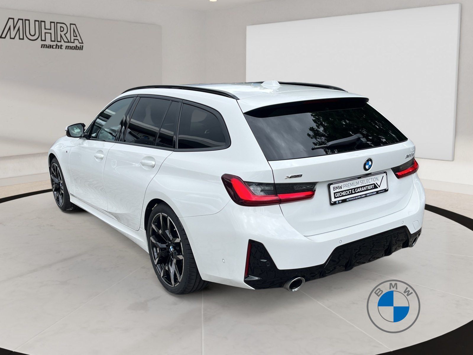 BMW 320d xDrive Touring M Sport AHK Pano LED foto 4