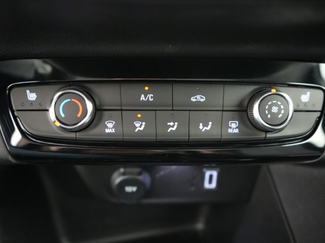 Corsa F FACELIFT+LED LICHT+RÜCKFAHRKAMERA+SITZ-/