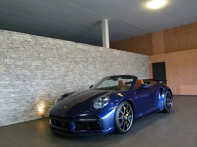 Porsche 911 Turbo S Cabriolet Heritage Design Paket