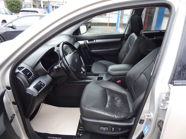 Fahrzeugabbildung Kia Sorento Spirit 4WD/Leder/Navi/Pano/AHK/Kamera/