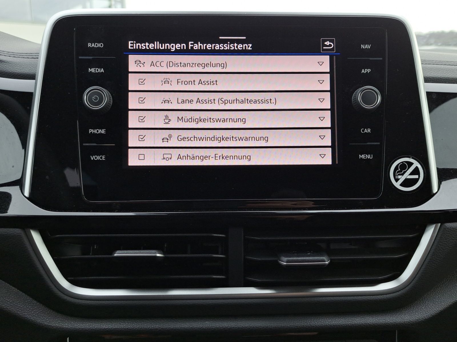 Volkswagen T-Roc - Bild 18