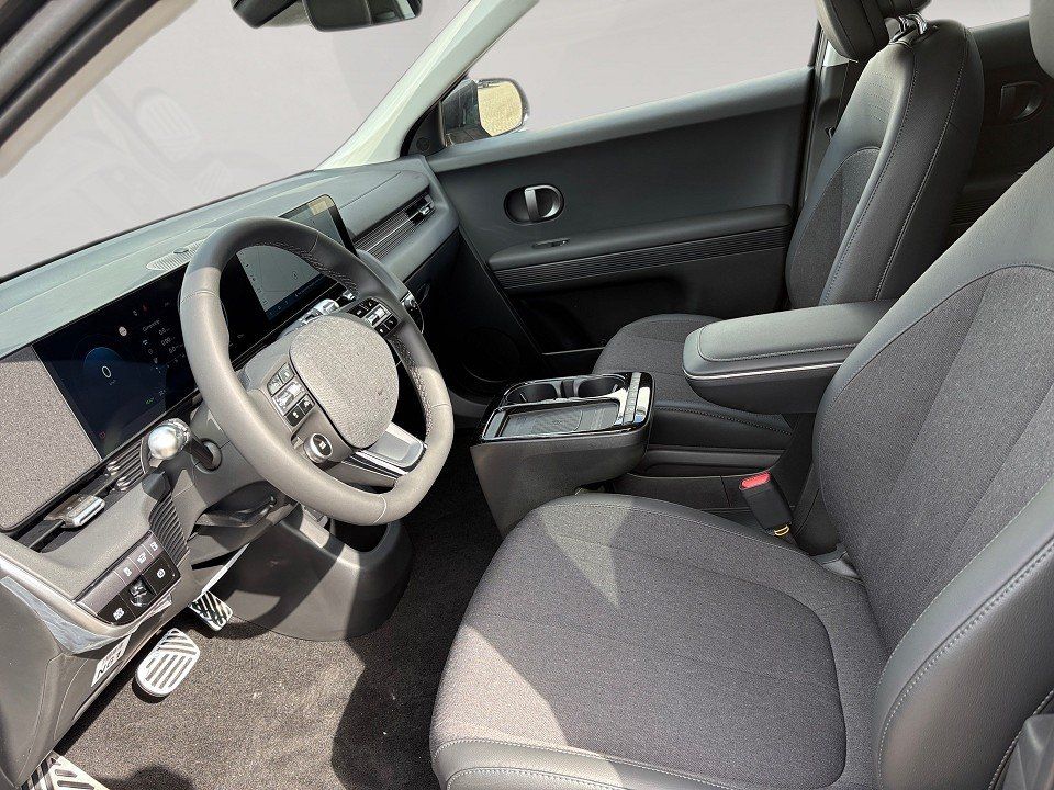 Fahrzeugabbildung Hyundai IONIQ 5 84kWh AWD 325PS TECHNIQ Park