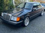 Mercedes-Benz Mercedes -Benz W124 220E Oldtimer TÜV Tausch - Mercedes-Benz 220 aus 1993