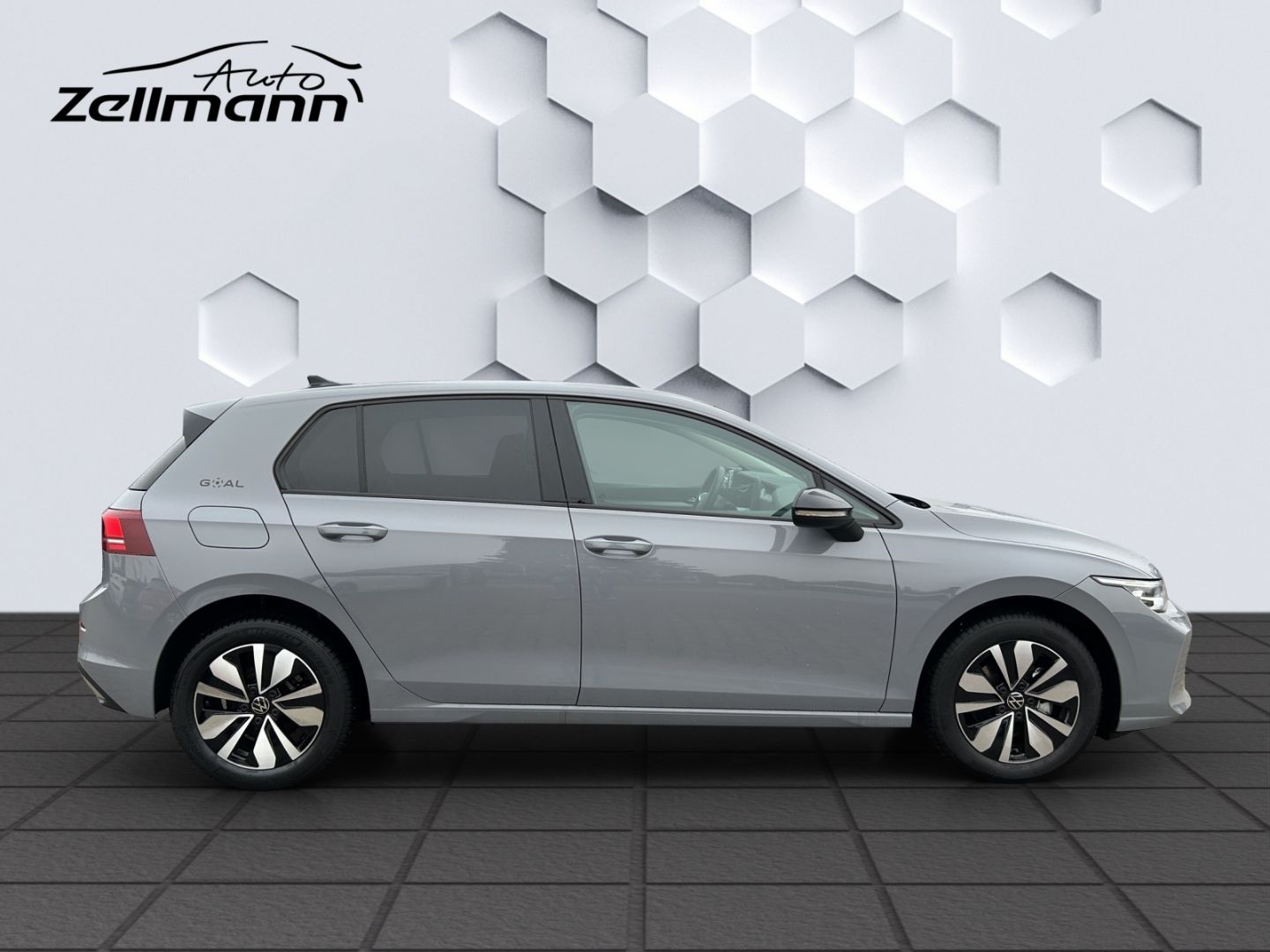 Golf VIII 1.5 TSI Schalter 85kW LED AHZV App-Con