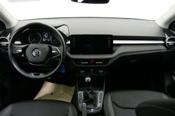Skoda Fabia Tour 1,0 TSI NAVI AHZV SHZ Kamera