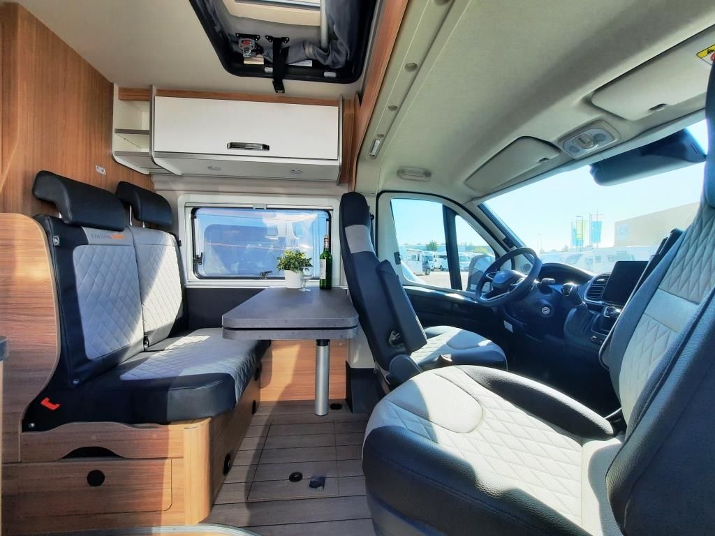 Fahrzeug Übersicht 10 Fahrzeugabbildung Weinsberg CaraBus EDITION FIRE 600 MQ Verfüg./Sparen Sie 1