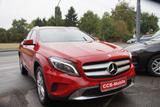 Mercedes-Benz GLA 200 GLA /CDI*2 HD*AUTOM* - Mercedes-Benz GLA 200: Limousine