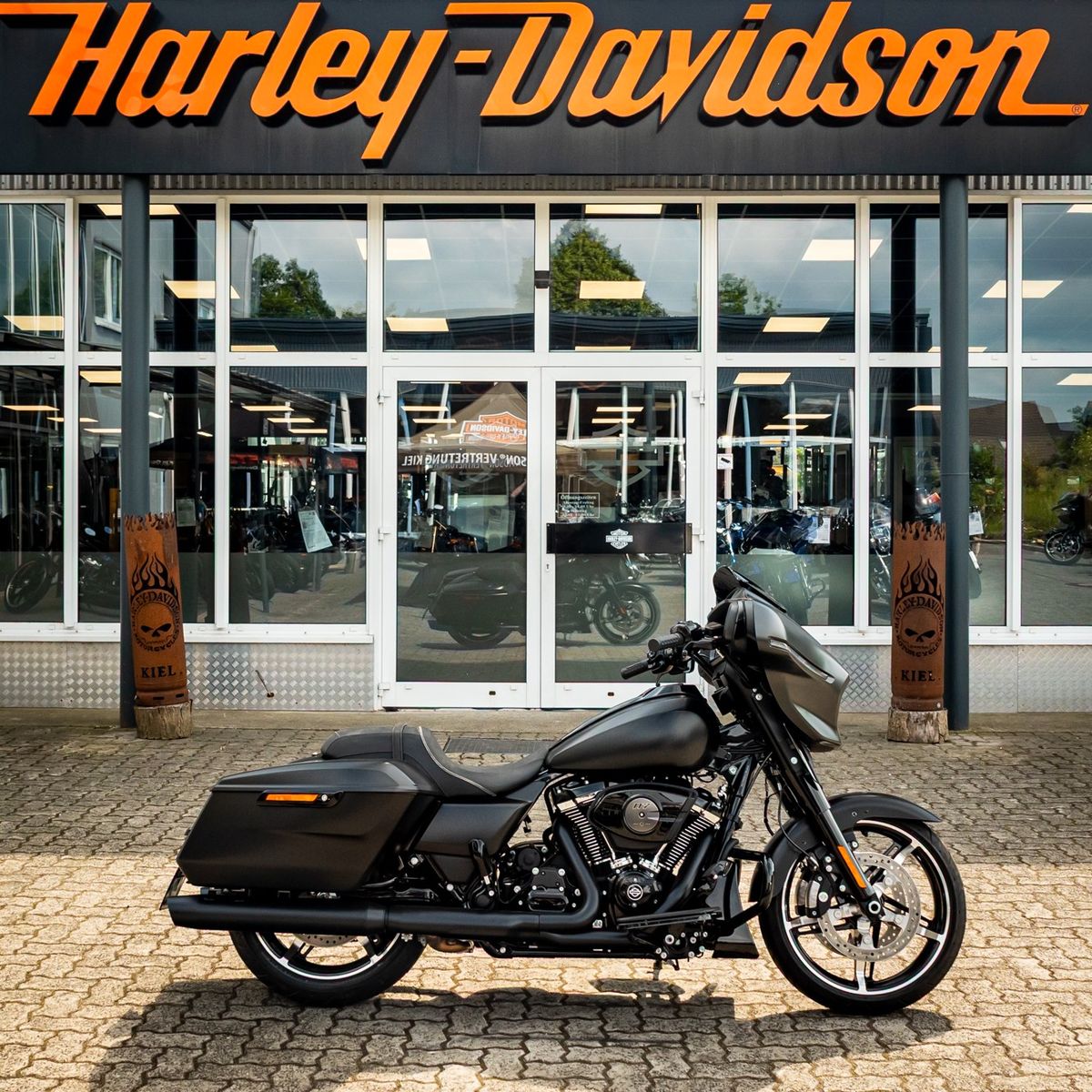Fahrzeugabbildung Harley-Davidson Street Glide FLHX MY24 117cui - Touring