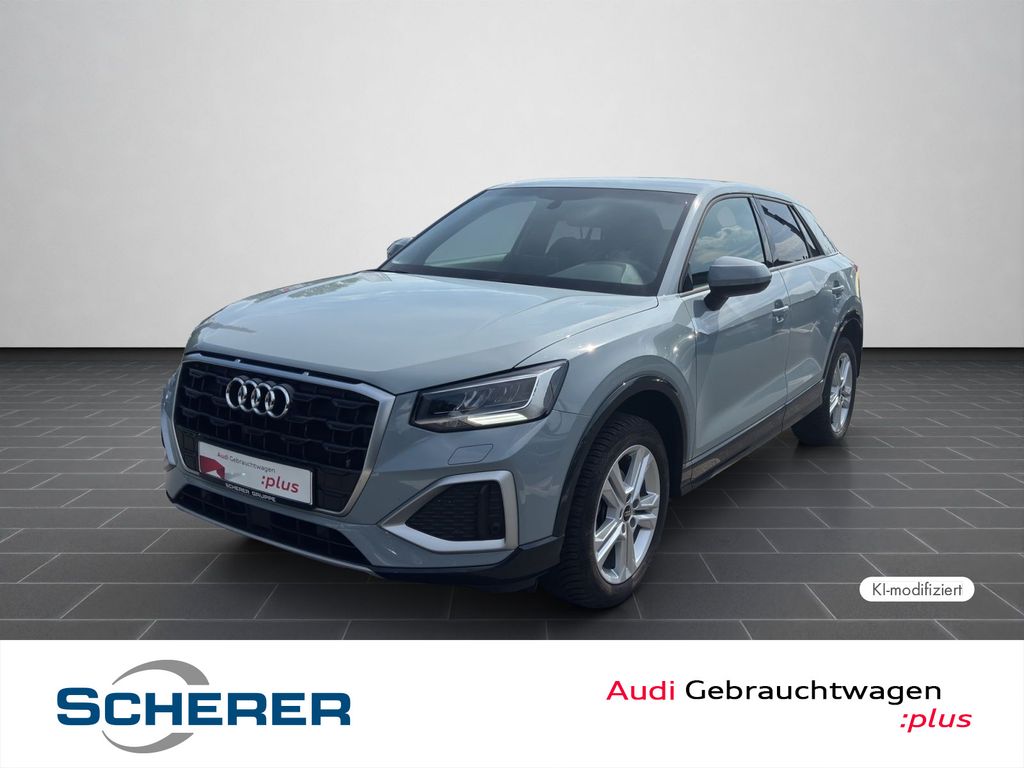 Q2 30 TFSI advanced LED STANDHZ. KAMERA