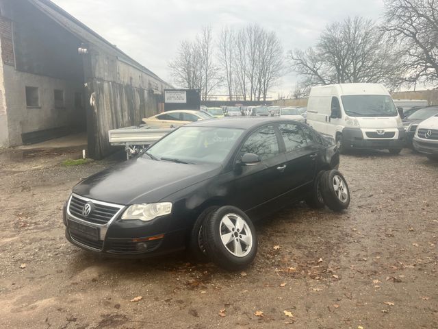 Volkswagen Passat Lim.1,6 BENZIN MODEL-2006 KLIMA TUV-2025