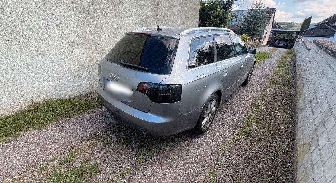 Audi A4 2006 — rear view