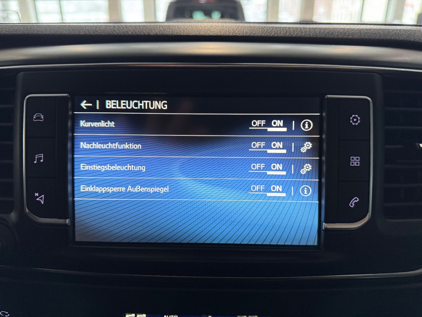 Fahrzeugabbildung Toyota Proace Verso L2 Shuttle Comfort Automatik Voll