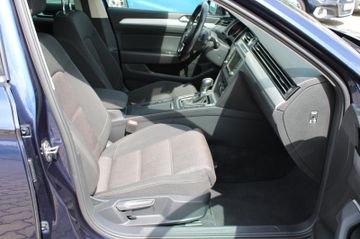 Volkswagen Passat Variant - 8