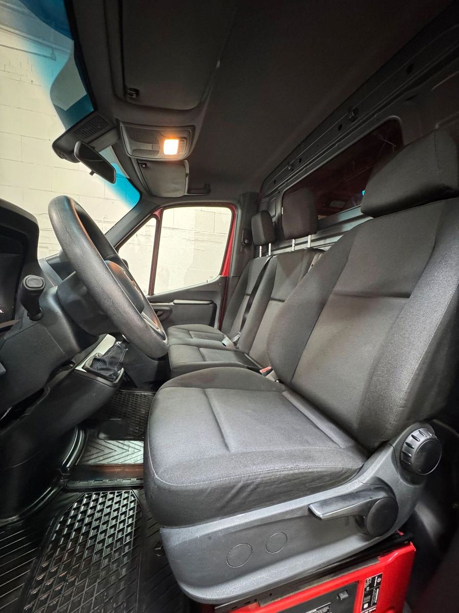 Fahrzeugabbildung Mercedes-Benz Sprinter 317 CDI RWD L1#Sortimo#Kamera#AHK