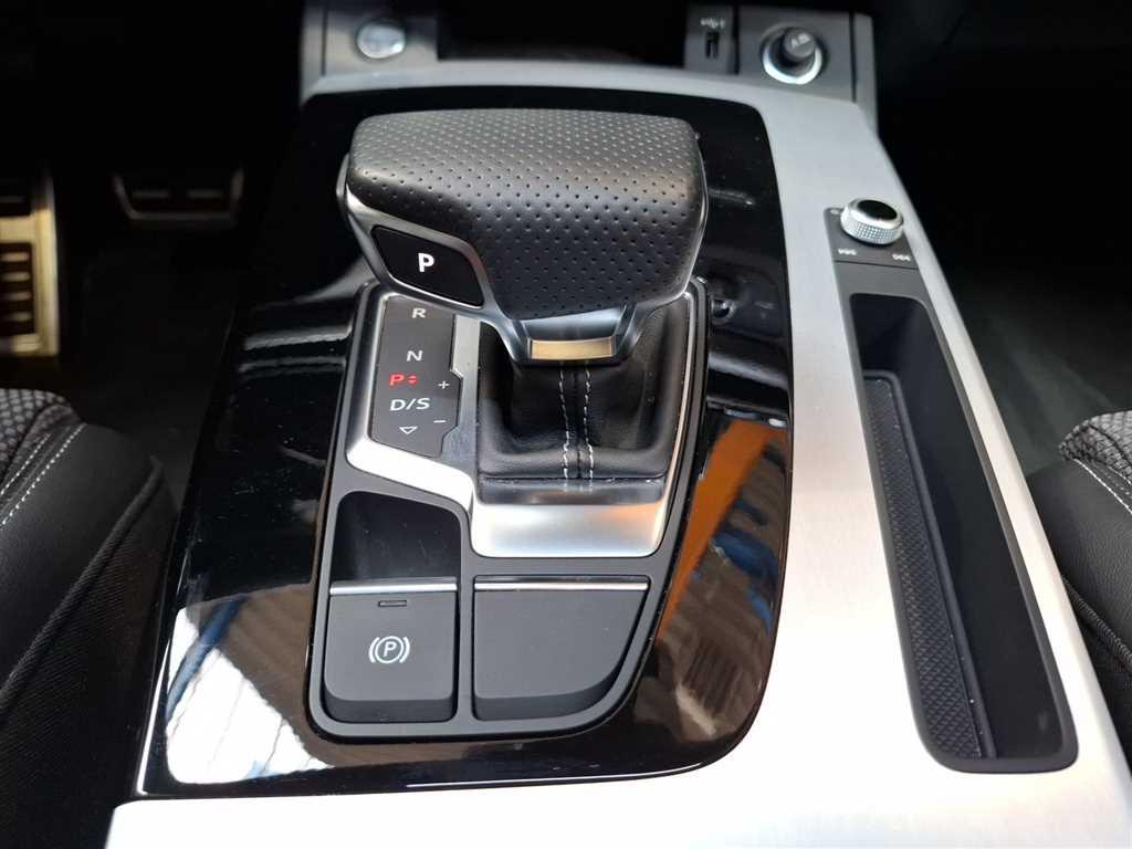 Audi Q5 S line 40 2.0 TDI quattro S-tronic, миниатюра 14