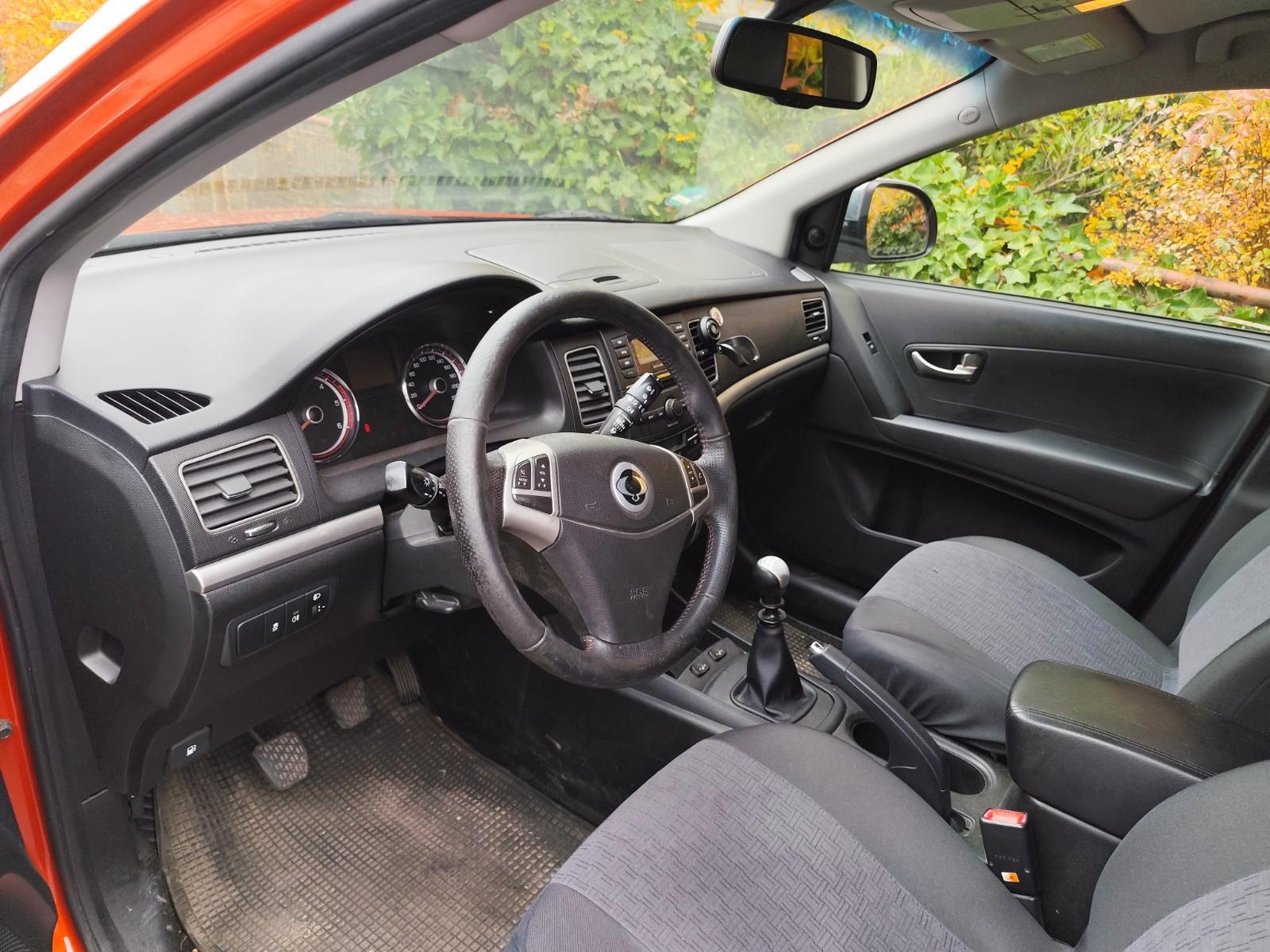 SsangYong Korando 2012 — photo 6