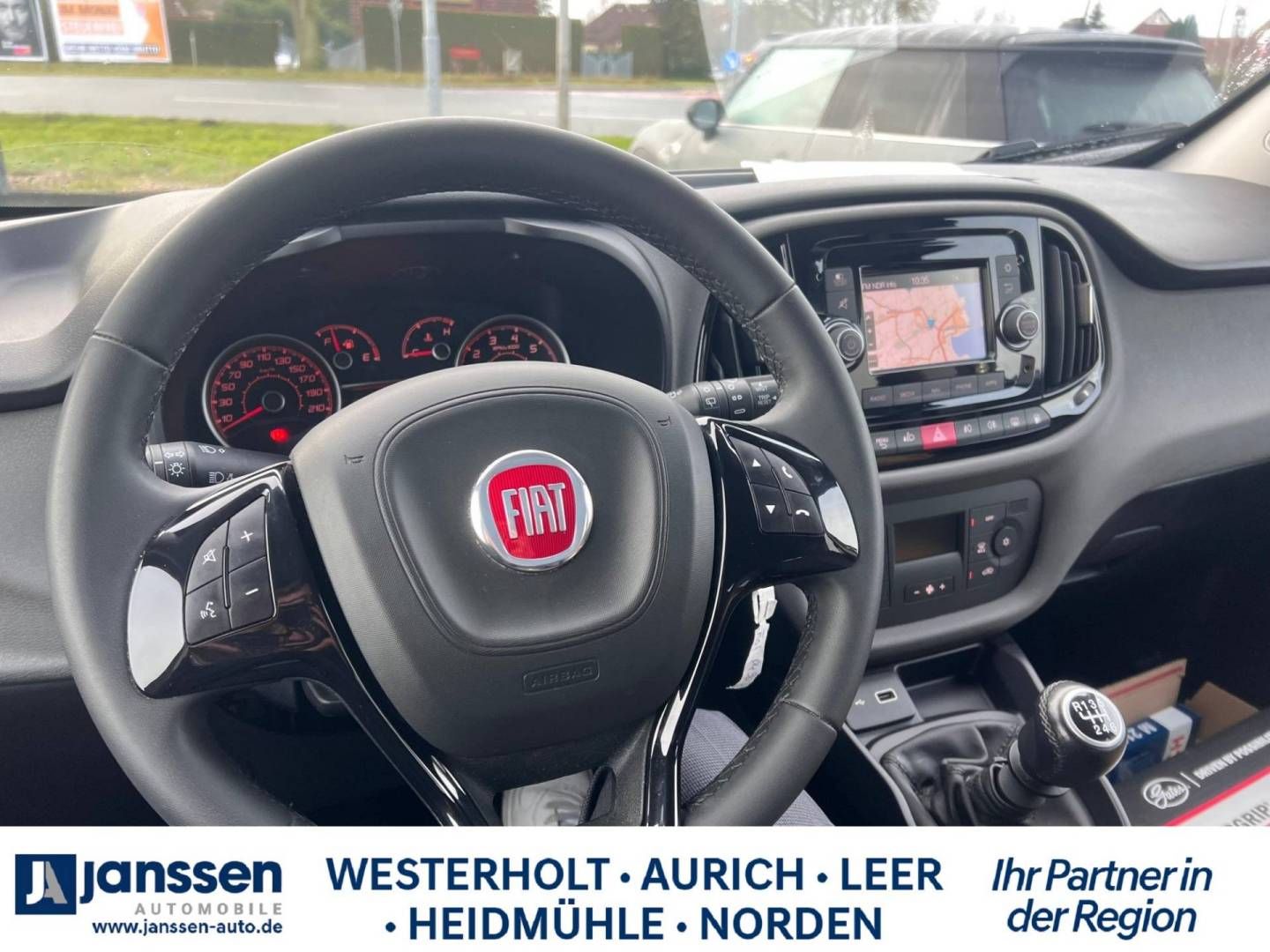 Fahrzeugabbildung Fiat Doblo 1.4 T-Jet 16V Natural Power Lounge