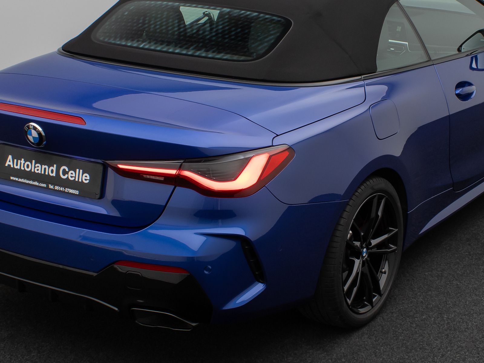 Fahrzeugabbildung BMW M440i xD Laser Kamera HUD DAB H/K Komfort 19Zoll