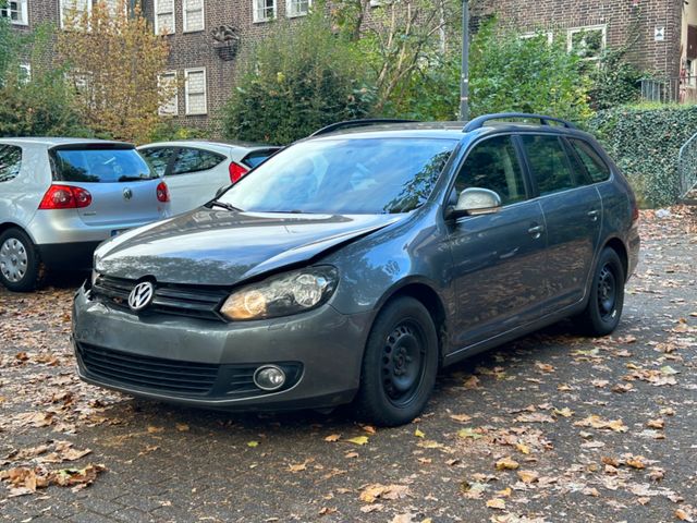 Volkswagen Golf VI Variant 1,6 TDI/194TKM/KLIMAAUTO/SHZ/