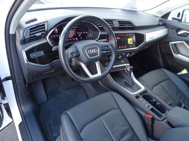 Q3 35 TFSI S-tronic - Navi / AHZV / Leder