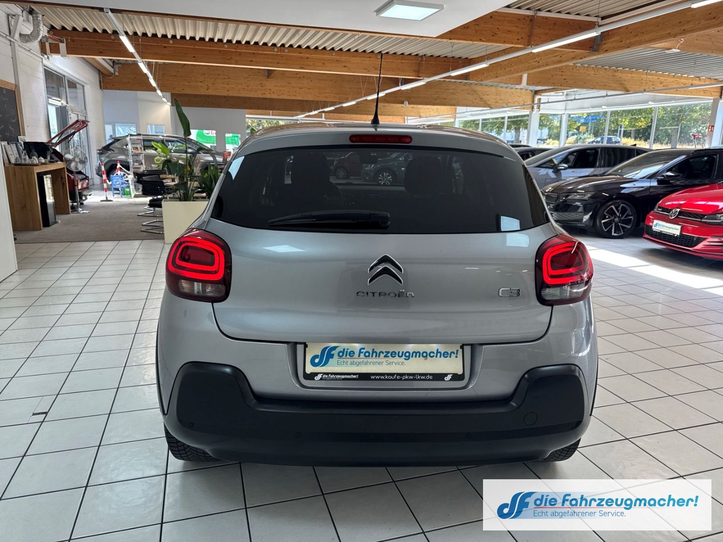 Fahrzeugabbildung Citroën C3 C-Series LED Klimaautom DAB SHZ Spurhalteass.