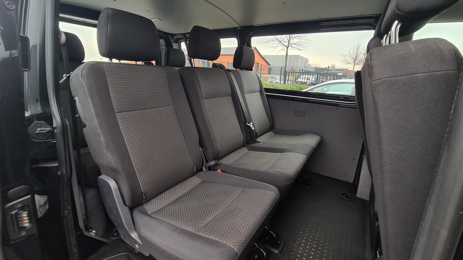 Volkswagen T6.1 Transporter Kombi 2.0 TDI -9.SITZER*NAVI-
