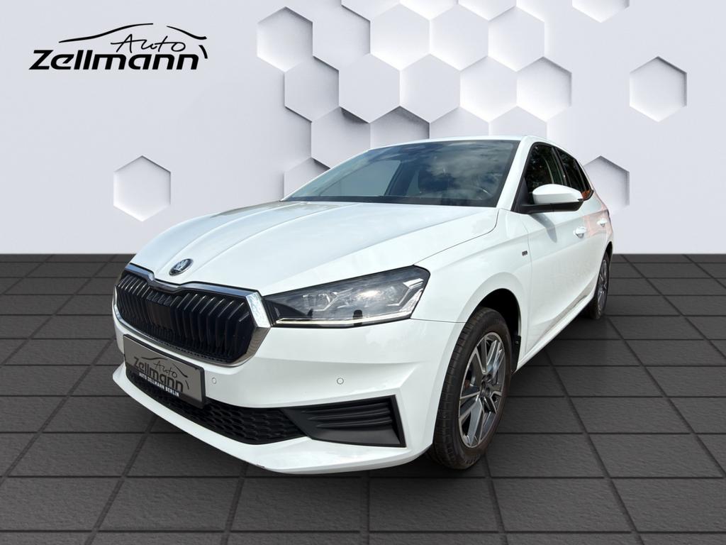 Skoda Fabia 2022 г. Белый, пробег 49634 км