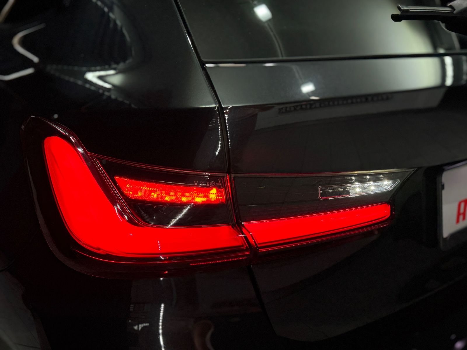 Fahrzeugabbildung BMW 320d M SPORT PRO Touring |PANO|HEAD-UP|AHK