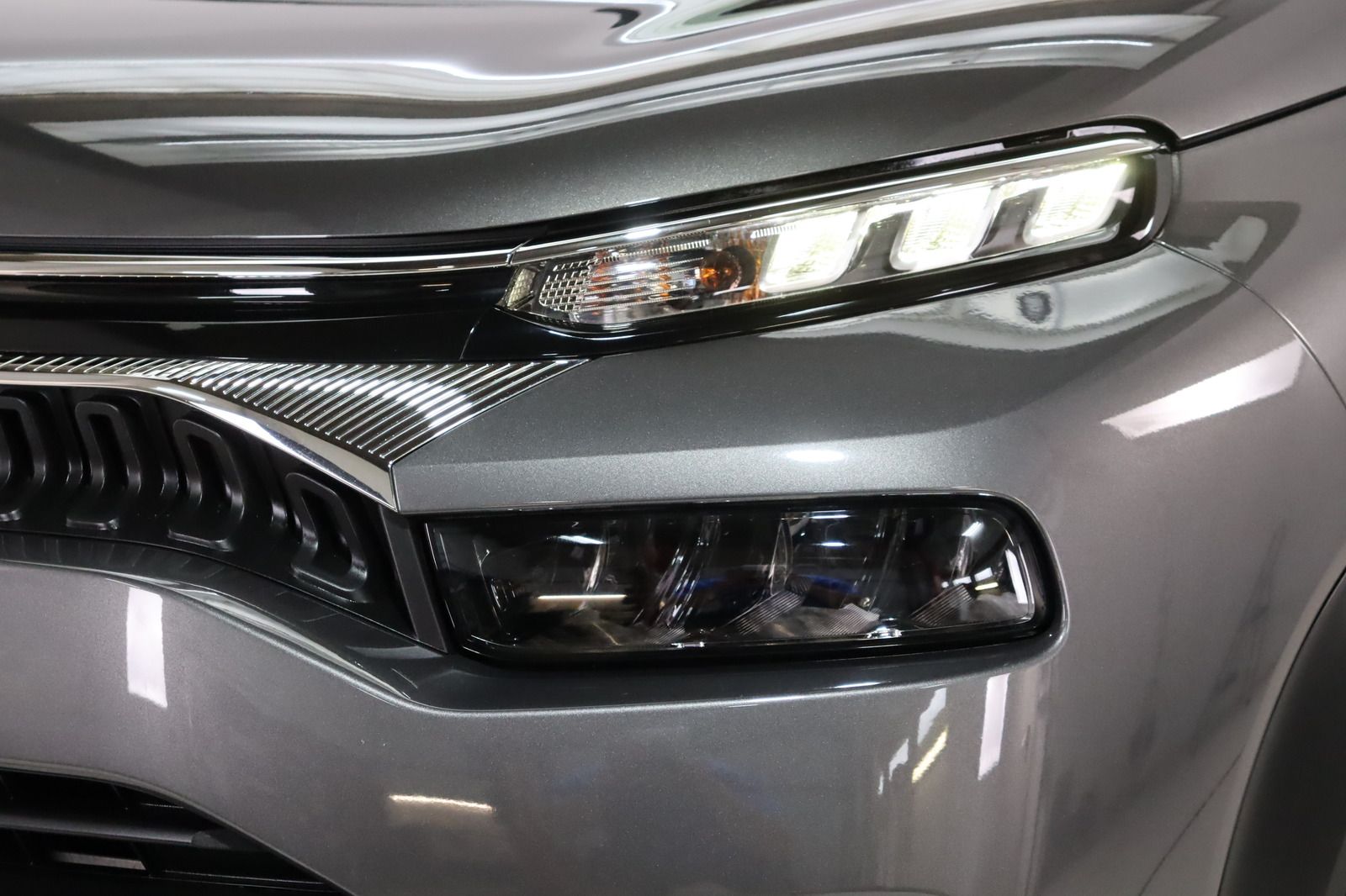 Fahrzeugabbildung Citroën C3 Aircross PT 110 Shine * LED * SHZ *