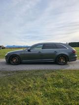 Audi A4 2.0 TFSI S tronic quattro  - Audi A4 mit Benzin-Antrieb: Grau, Alcantara, mit Apple Carplay