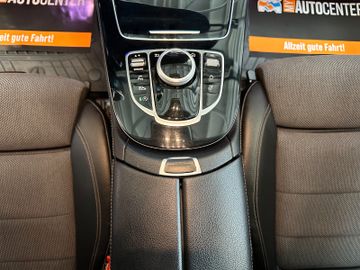 Mercedes E 220 - 11