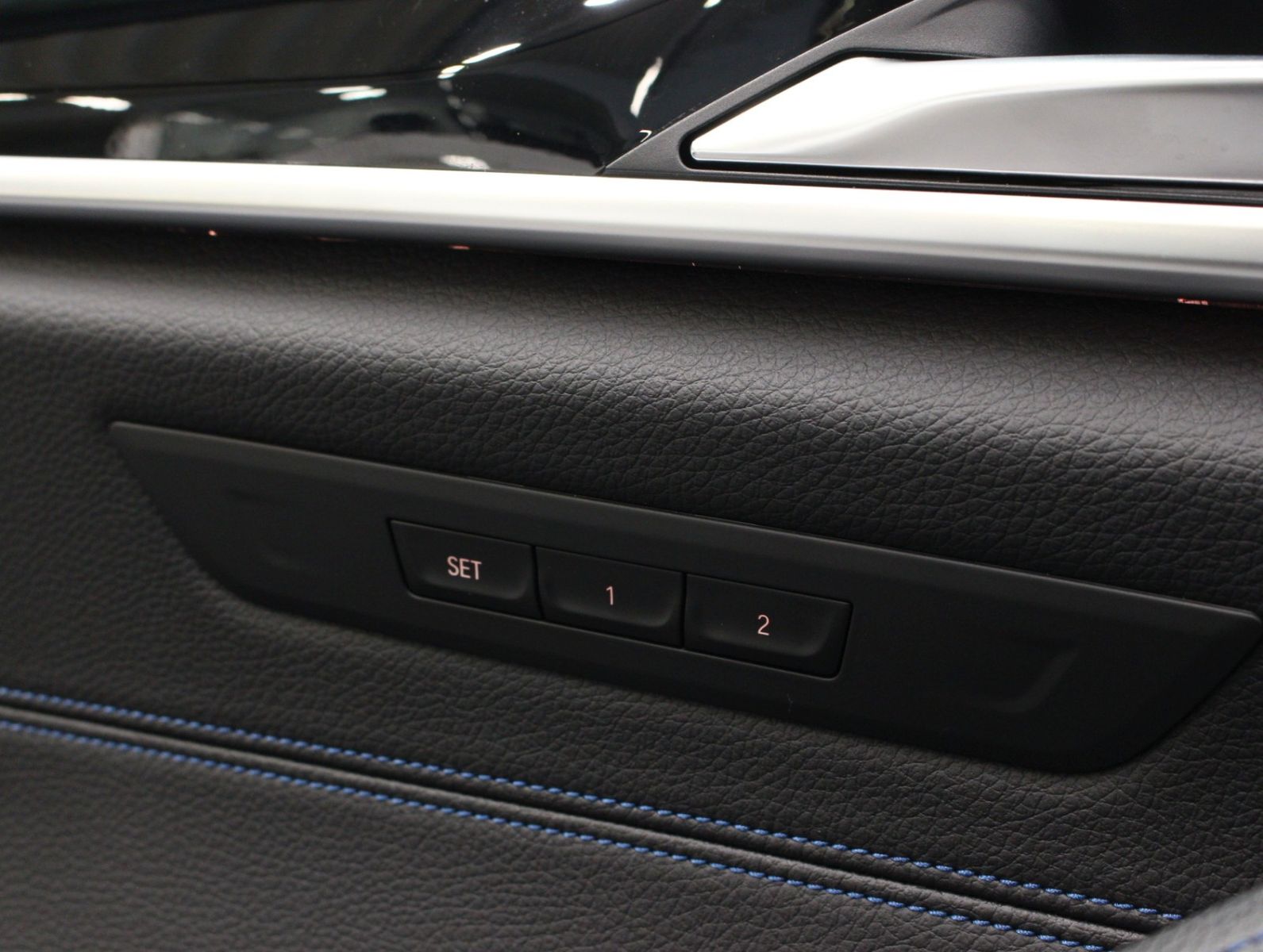 Fahrzeugabbildung BMW M550i xDrive Kamera*Standhzg.*LED*H&K*Keyless